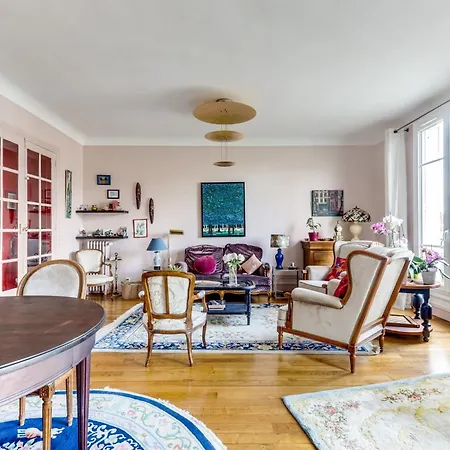 Appartement Elegant Quartier Branche Parijs